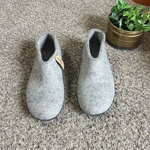 NEW NWT Glerups Mens Size 44 US 10.5 Wool Slip On Shoes With Rubber Sole Gray